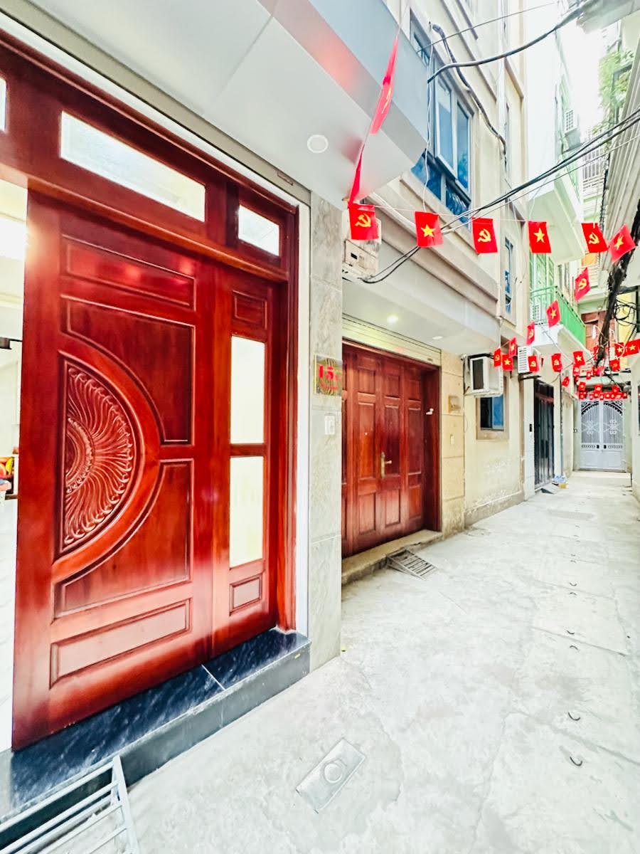 Nhà Phố Hoàng Ngân-32m*5tầng- Ngõ thông; ô tô đỗ cửa- Nhỉnh 9 tỷ