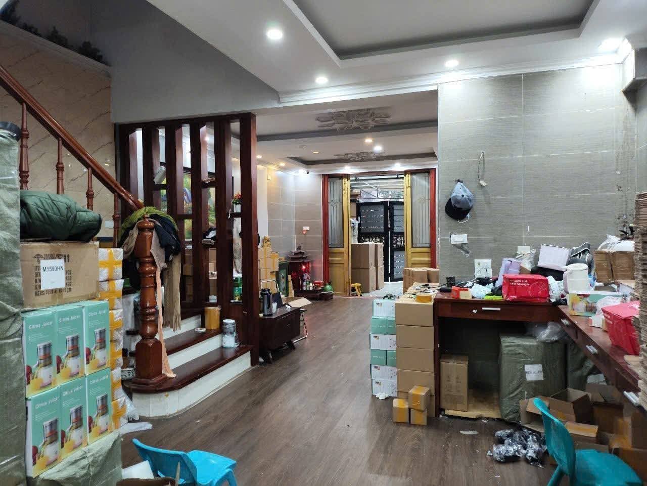 Nhà Phố Kim Giang-120m*4tầng*5.5mMT- Lô góc-Ngõ thông; ô tô đỗ cách 10m- Nhỉnh 21 tỷ