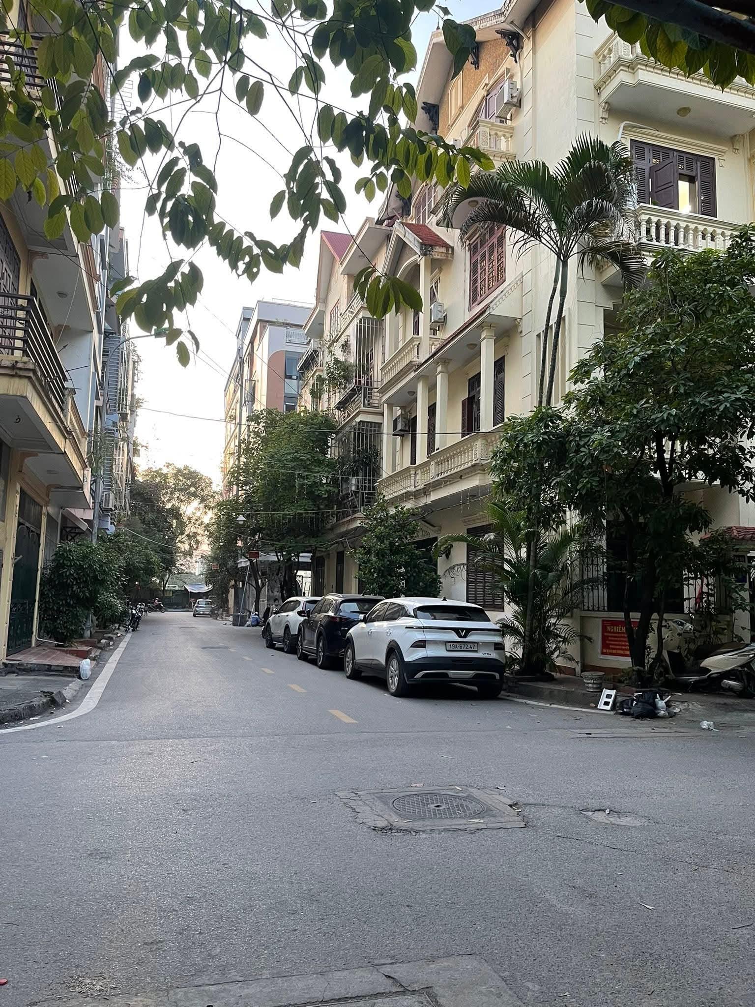 Bán nhà Khu Đô thị Đại Kim (Nguyễn Cảnh Dị)-60m*5tầng, Lô góc, 3 thoáng- Giá 22,8tỷ