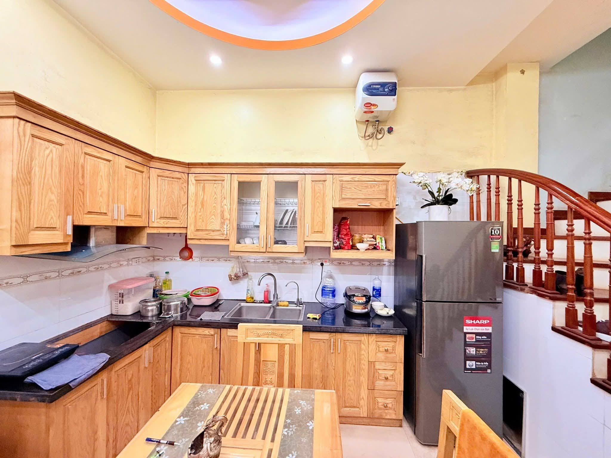 Nhà Phố Trường Chinh-40m*5tầng-Ngõ thông ô tô- Kinh doanh- Giá 16,7 tỷ