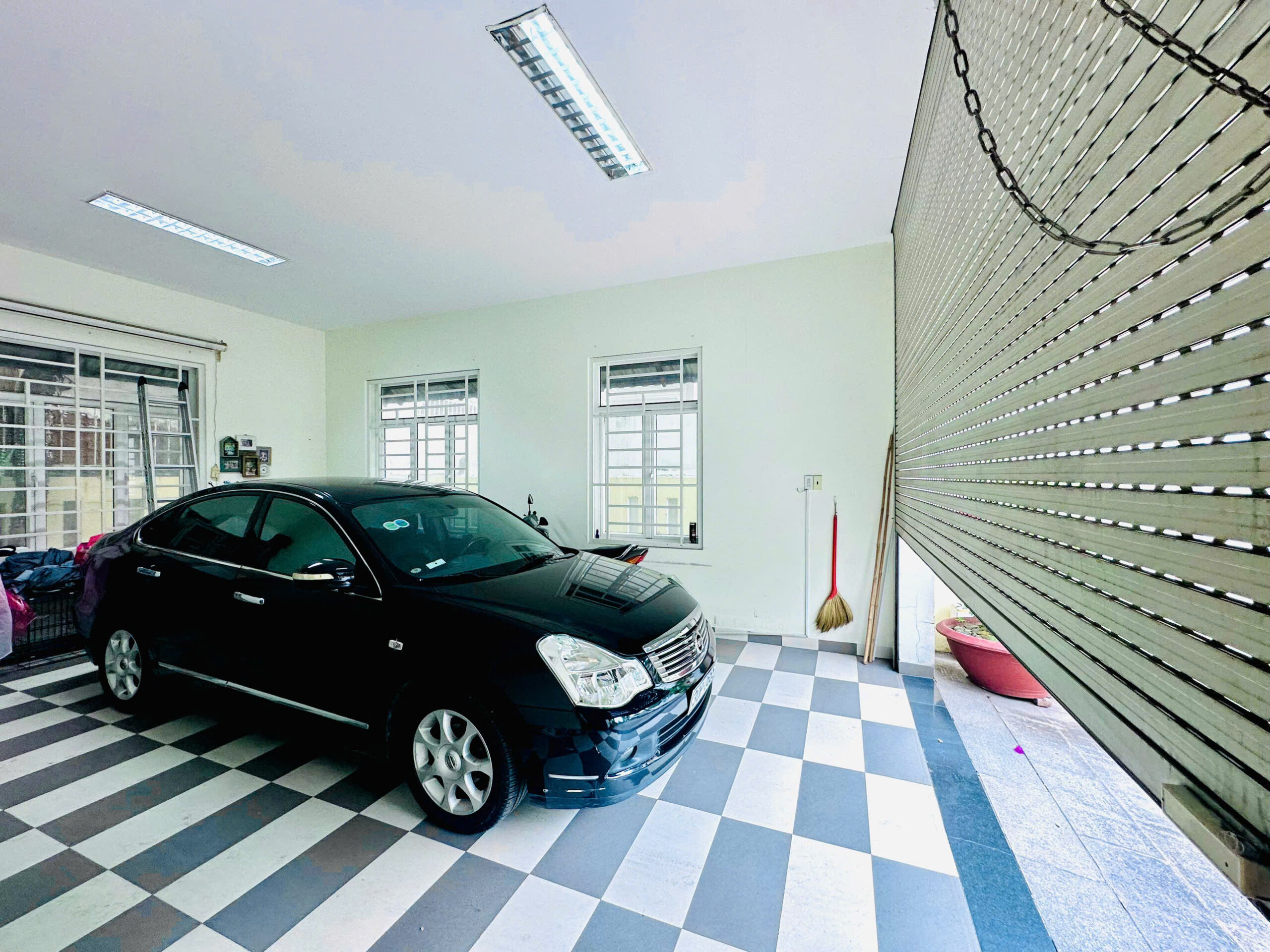 🍁Căn Biệt Thự Xanh Mát, Rộng Rãi View Đối Diện Công Viên – Ngay Giữa Lòng KĐT Vĩnh Điềm Trung