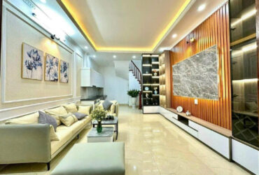 SIÊU HIẾM! LÔ GÓC 2 THOÁNG – Ô TÔ ĐỖ CỬA – THANG MÁY – KINH DOANH PHÚ DIỄN