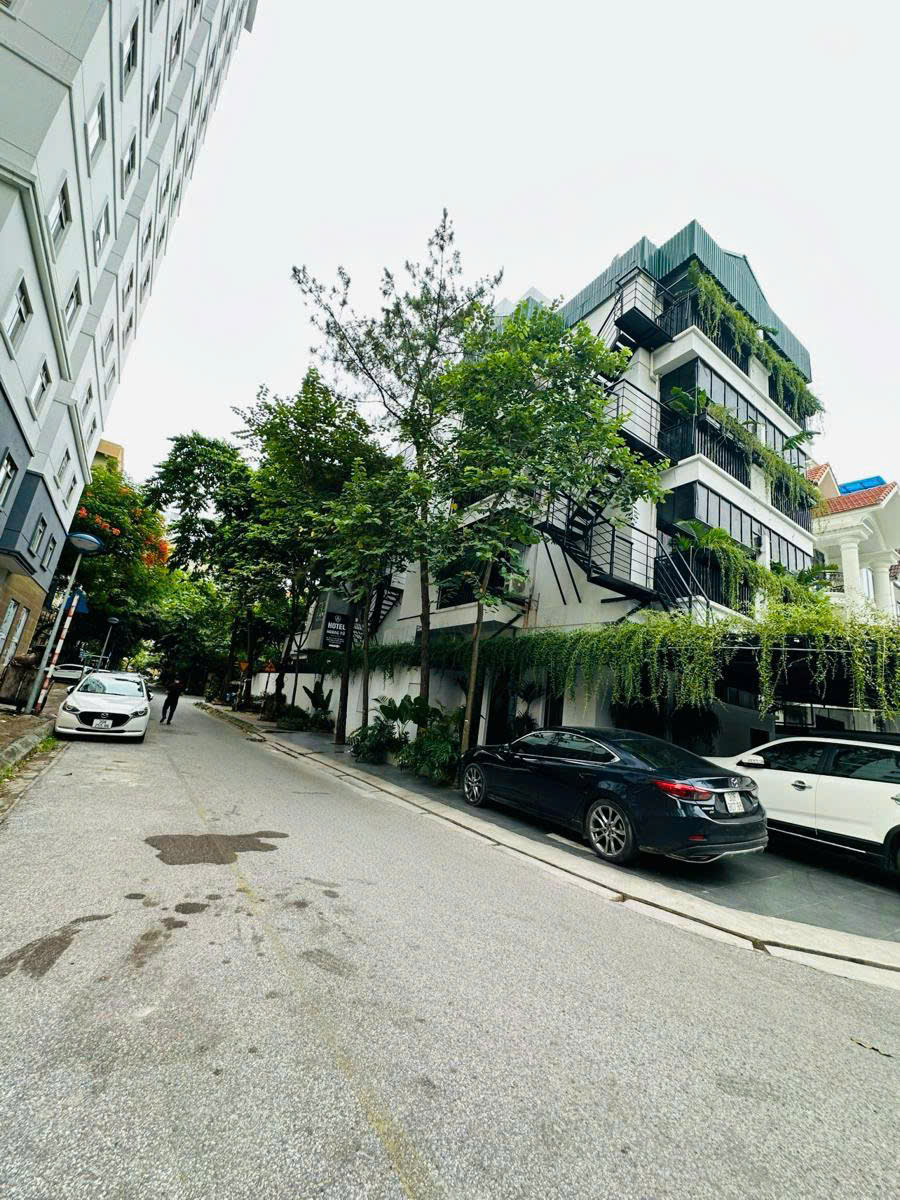 biệt thự VIP MỸ ĐÌNH TỪ LIÊM lô góc vỉ hè oto kd 68ty – 200m x 5t