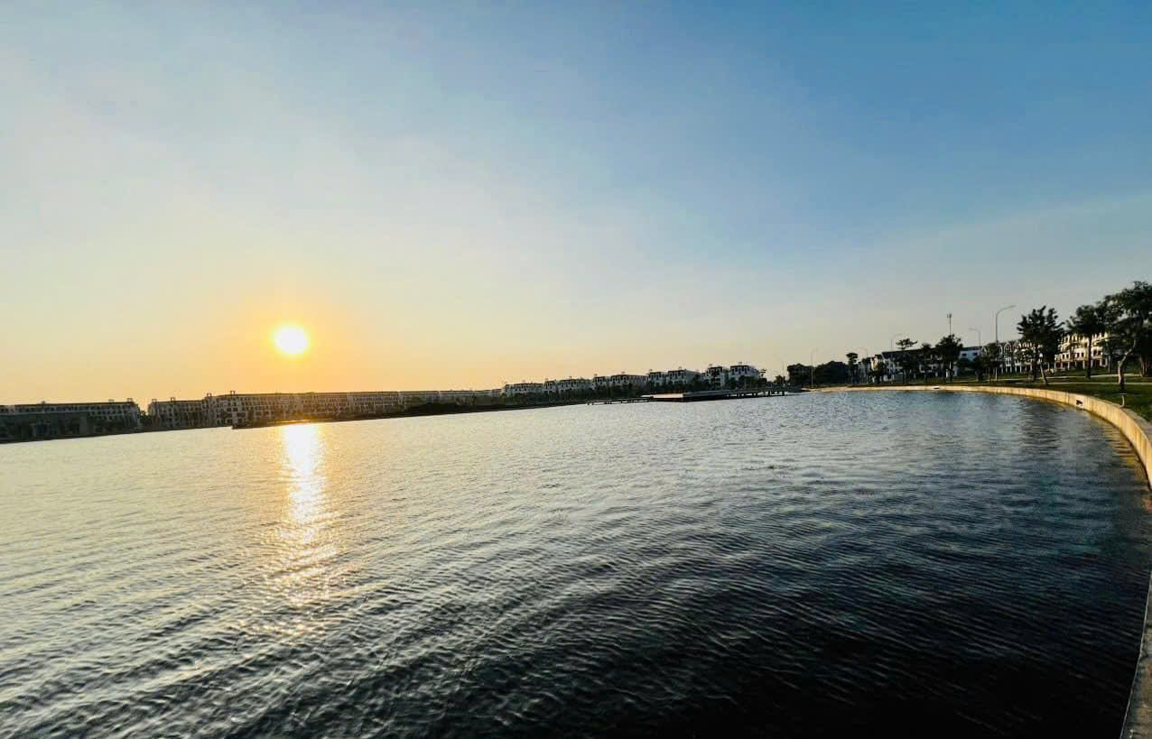 MP Hoàng Gia Hinode Royal Park 92m2- 5 tầng, kinh doanh đỉnh, giá 21.5 tỷ