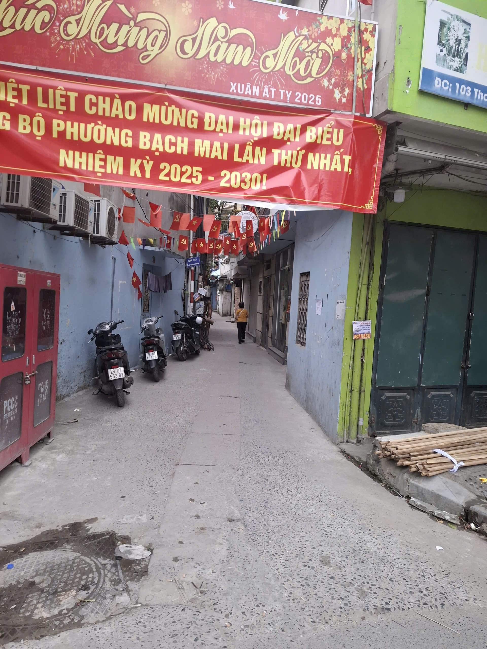 Tôi bán gấp căn nhà đẹp ở luôn ngõ 101 Thanh Nhàn, 38m2, 5 tầng, 6 phòng ngủ giá 12 tỷ có TL