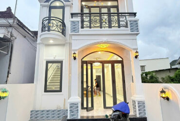 BÁN BIỆT THỰ MÁI THÁI CỔ ĐIỂN PHƯỜNG BẮC NHA TRANG.