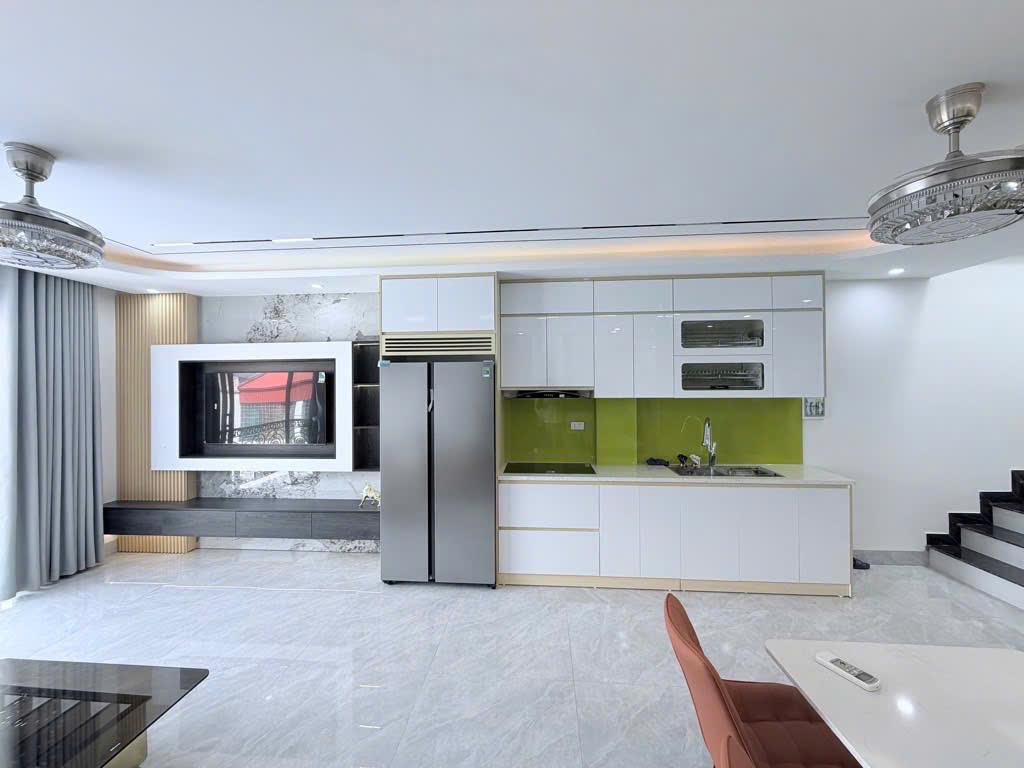 NHÀ ĐẸP LÕI NGỌC THỤY – NGÕ Ô TÔ VÀO NHÀ – 6 TẦNG THANG MÁY – FULL NỘI THẤT – GẦN CÔNG VIÊN, TRƯỜNG PHÁP – GIÁ 15.9 TỶ