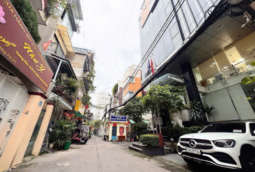 BÁN NHÀ 5 TẦNG XE HƠI NGỦ TRONG NHÀ Đ.NAM KỲ KHỞI NGHĨA, QUẬN 3 – VỊ TRÍ VIP HIẾM BÁN – 4M*15M – GIANG GIANG:0901611116