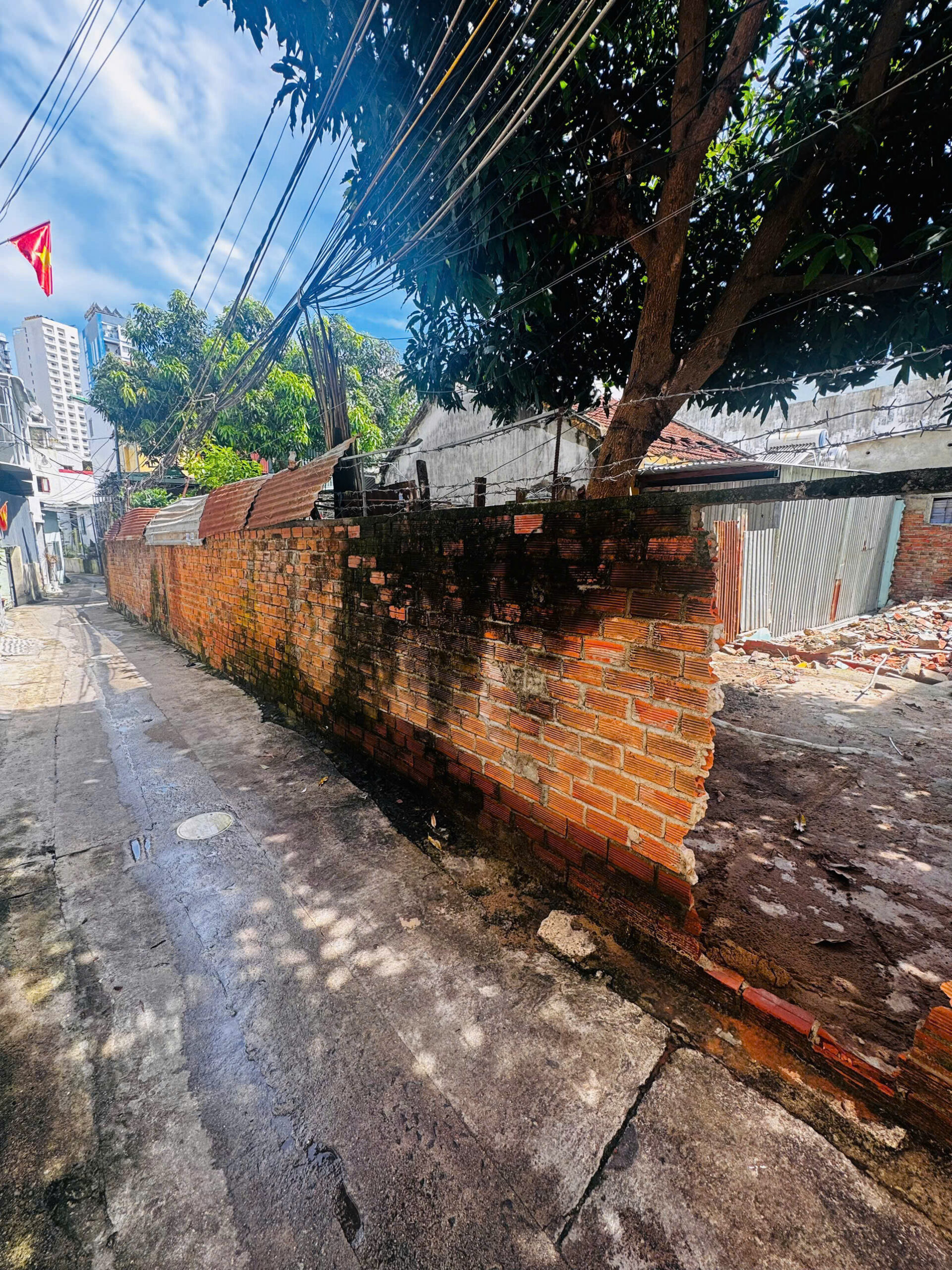 BÁN ĐẤT HẺM HOÀNG DIỆU CÁCH BIỂN CHỈ 100m, PHƯỜNG NHA TRANG