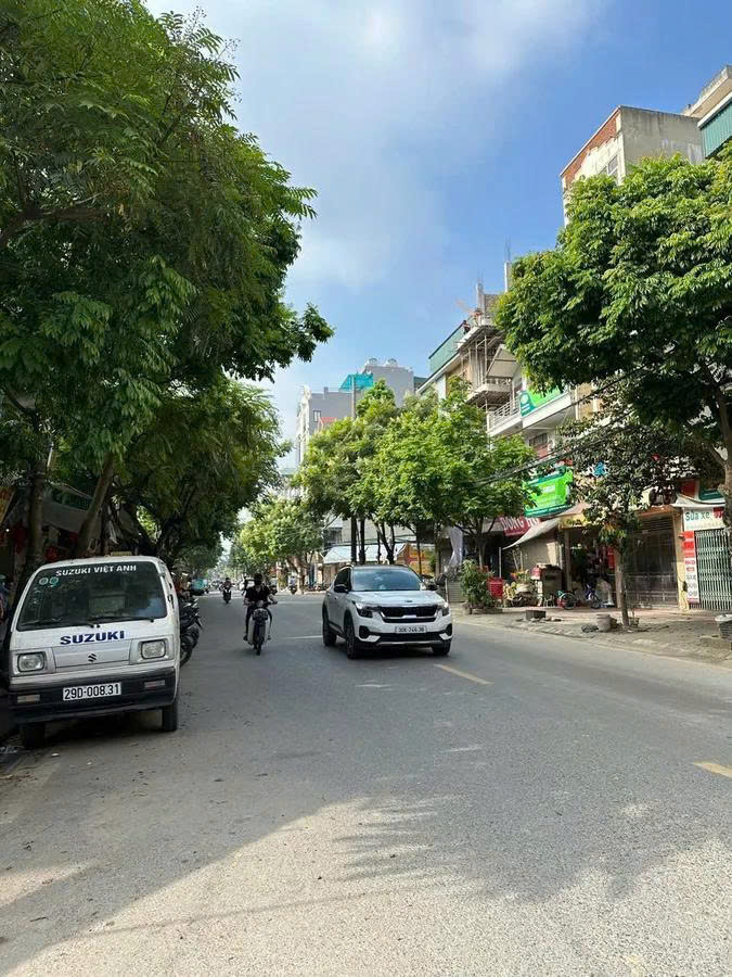 BÁN NHÀ ĐA SỸ – HÀ ĐÔNG – 32M X 5 TẦNG Giá 6.6 tỷ – NHÀ ĐẸP – NGÕ THÔNG