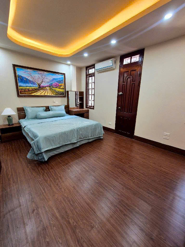 BÁN NHÀ NGOC THUỴ LONG BIÊN,OTO,DÂN XÂY,FULL NỘI THẤT,NGÕ RỘNG THÔNG,40M