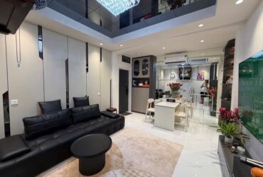 TẬP THỂ CHÙA LÁNG 65M 2 NGỦ 4,86 TỶ,Ô TÔ ĐỖ CHÂN CẦU THANG,NHÀ ĐẸP,FULL NỘI THẤT