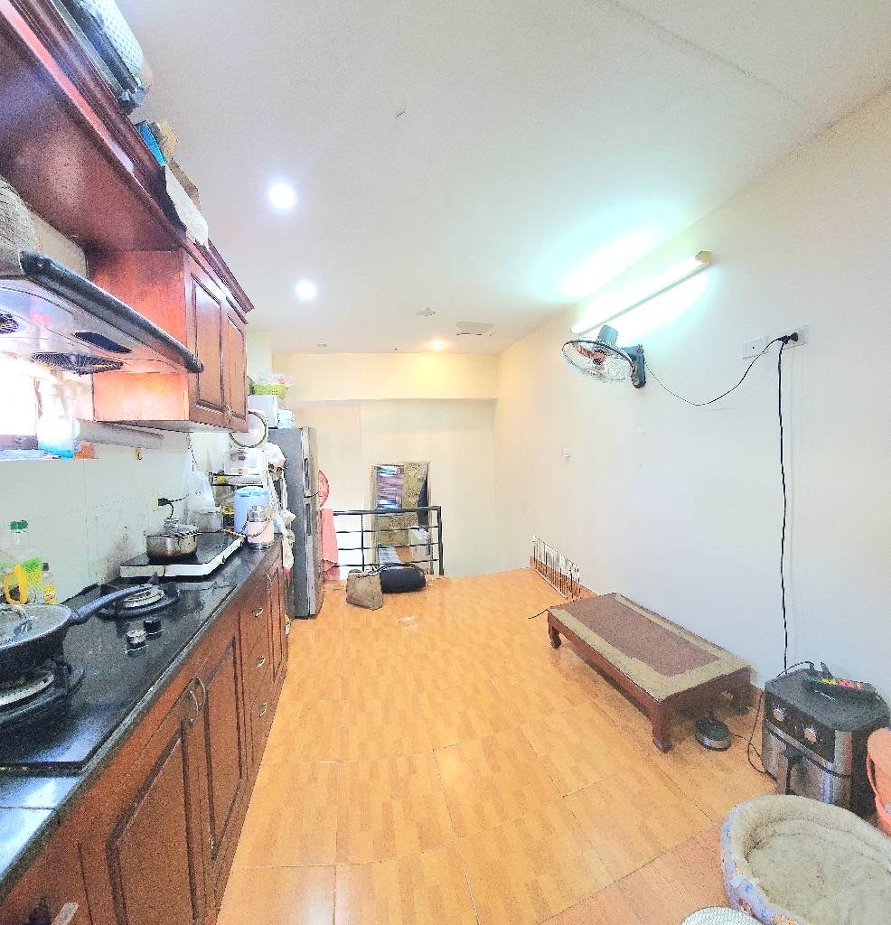 TẬP THỂ BA ĐÌNH 85M 2 NGỦ GIÁ 3,9 TỶ,NGÕ Ô TÔ TRÁNH,NHÀ LÔ GÓC THÔNG TẦNG 3,4