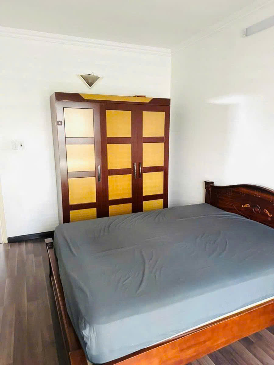 19.11.25.1 Bán căn hộ 4 PN 3WC sửa đẹp, DT 142m2 giá cực rẻ chỉ 10,5 tỷ khu ĐT Mỹ Đình Sông Đà