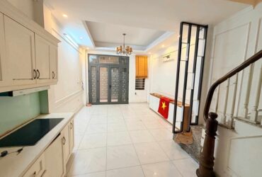 THỤY KHUÊ DT 31M x6 TẦNG 8,4 TỶ NGÕ THÔNG BA GÁC TRÁNH,60M RA HỒ