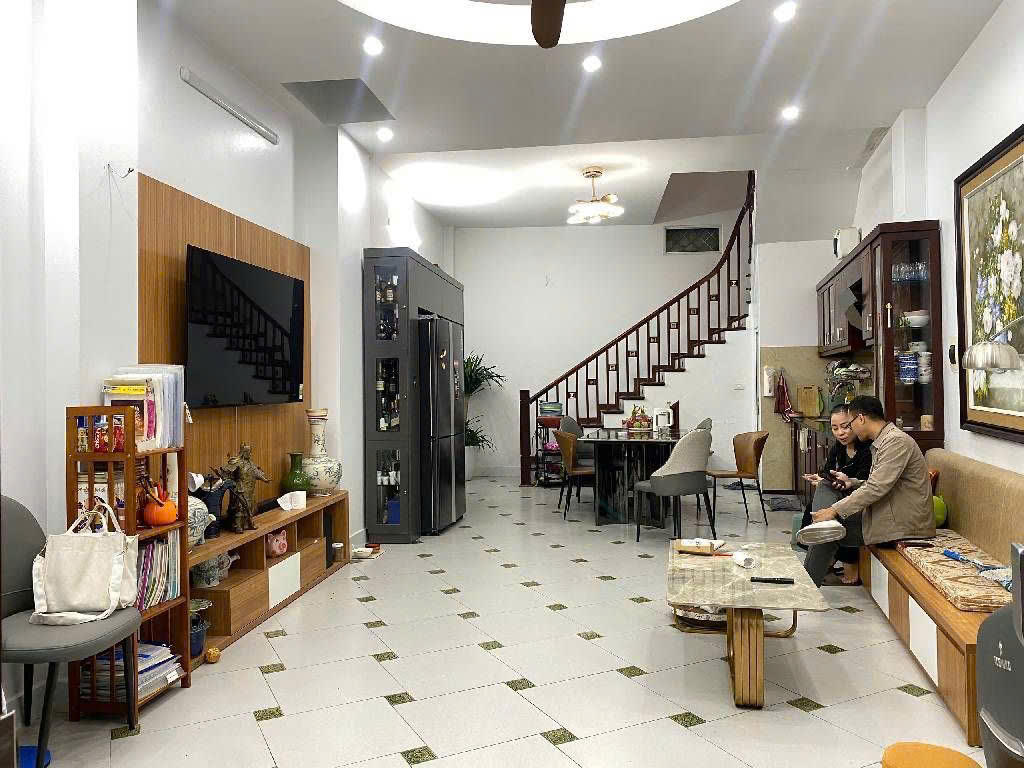 BÁN NHÀ THANH AM LONG BIÊN,OTO ĐỖ CỬA,LÔ GÓC,VIEW THOÁNG,44M NHỈNH 7  TỶ(TL)