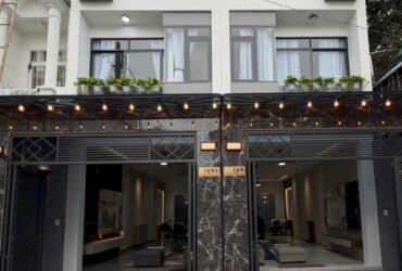 NHÀ NGAY CHỢ ĐƯỜNG, HẺM LỚN, NHÀ SIÊU ĐẸP, NỘI THẤT XỊN XÒ