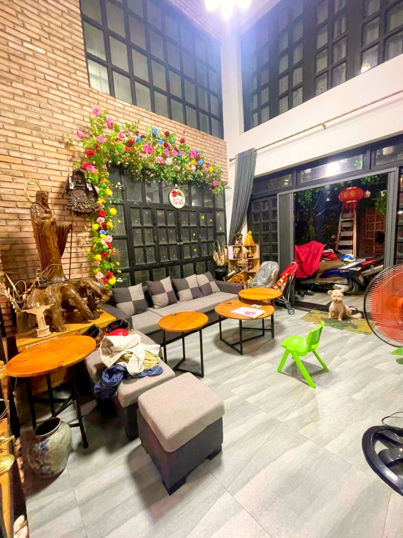 ‼️ Hồ Biểu Chánh – Vài bước ra mặt tiền – Biệt thự 5 tầng sang đẹp