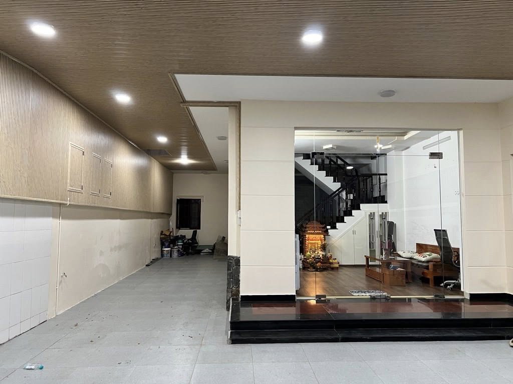 🔥 BIỆT THỰ 2 TẦNG CỰC ĐẸP – SÁT MẶT TIỀN ĐẶNG VĂN BI – BÌNH THỌ, THỦ ĐỨC – GIÁ 20 TỶ!