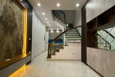 NHÀ ĐẸP ĐÓN TẾT- CHỐT NHANH KẺO HẾT- MẶT NGÕ Ô TÔ – TRUNG TÂM TÂY HỒ – KINH DOANH _ 43M2 .