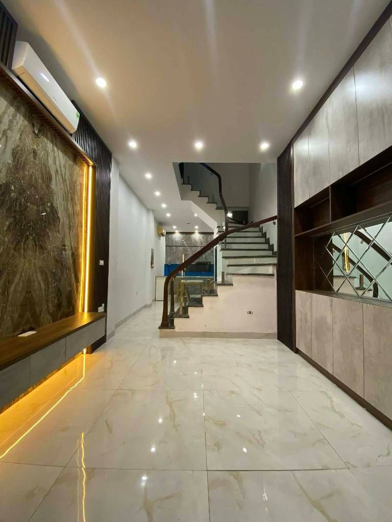 NHÀ ĐẸP ĐÓN TẾT- CHỐT NHANH KẺO HẾT- MẶT NGÕ Ô TÔ – TRUNG TÂM TÂY HỒ – KINH DOANH _ 43M2 .