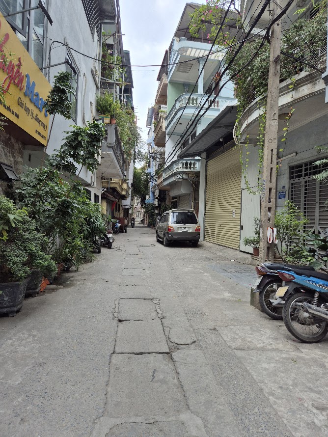 🏠 Minh Khai_Kim Ngưu  50m²  5 tầng
🚗 #Ôtô cách nhà 25m
💰 Giá: 9 tỷ