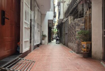 🏠 Minh Khai  45m²  5 tầng  6 phòng khép kín
🚶 Ngõ nông, gần phố
💰 Giá: 9,5 tỷ  Sổ đỏ sẵn sàng