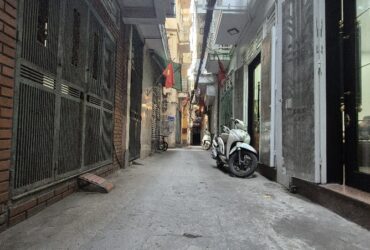 🏠 Phân lô Trương Định  42m²  5 tầng  Lô góc
🚲 Ngõ nông, ngõ rộng ba gác đỗ cửa
💰 Giá: 9,5 tỷ