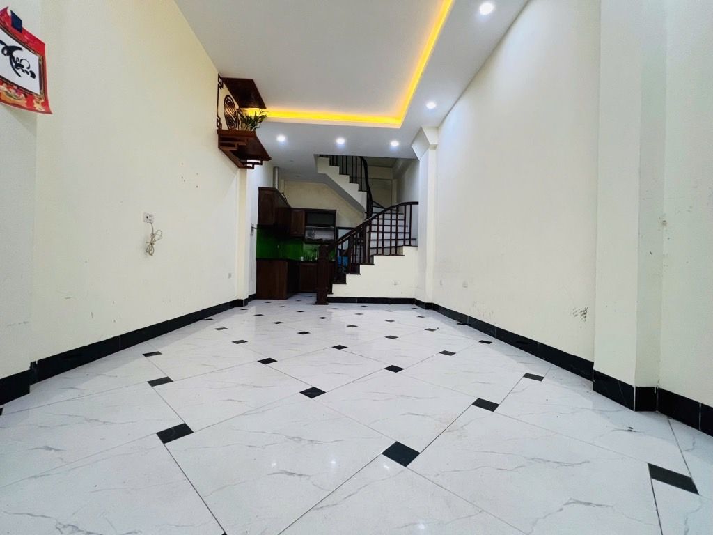 🏠 MẶT PHỐ PHỐ VỌNG – 40m² – 5 TẦNG – VỈA HÈ RỘNG – KINH DOANH ĐỈNH