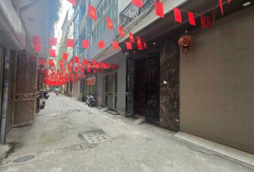 🏠 Ngã tư Minh Khai – Kim Ngưu  60m²  5 tầng
🚲 Mặt ngõ thông  VF3 đỗ cửa