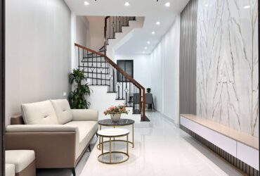 Bán Nhà mới ngõ 282 Kim Giang-38m*5tầng-Sát KĐT, ĐH Thăng Long. Ô tô đỗ cách 10m. 9,8 tỷ