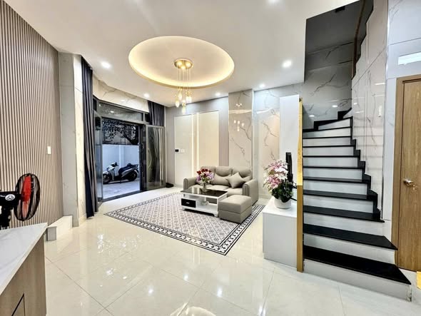 Nhà HXH Đường Lê Quang Định Quận Bình Thạnh Phường 7 Cũ.