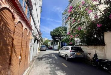 Nhà MT Đường 43 Quận 2 Phường Thảo Điền Cũ.