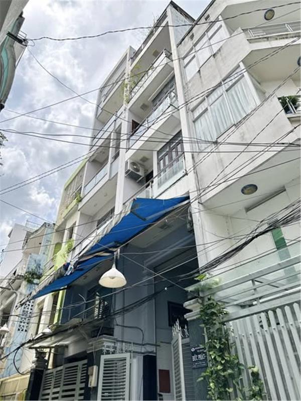 Nhà HXH Đường Lê Hồng Phong Quận 10 Phường 1 Cũ.