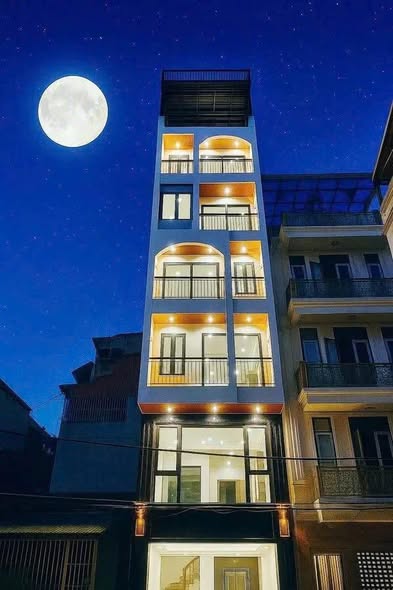 Phố Hoàng Như Tiếp, Bồ Đề – Đối diện bệnh viện Tâm Anh – DT 50m giá chỉ 22,5 tỷ