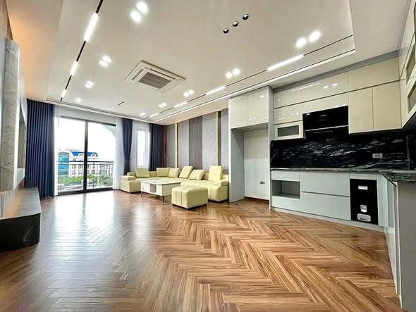 Phố Hoàng Như Tiếp, Bồ Đề – Đối diện bệnh viện Tâm Anh – DT 50m giá chỉ 22,5 tỷ