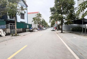 biệt thự sân vườn Long Biên, gần hồ điều hòa, diện tích 152m, mặt tiền 11m, full thổ cư