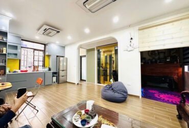 CẦU GIẤY – PHÂN LÔ – VỈA HÈ – Ô TÔ TRÁNH – Ô TÔ VÀO NHÀ – HAI MẶT NGÕ – MẶT TIỀN BỀ THẾ – THANG MÁY – DÂN XÂY – TẦM TIỀN CỰC HIẾM – KHU VỰC CỰC VIP