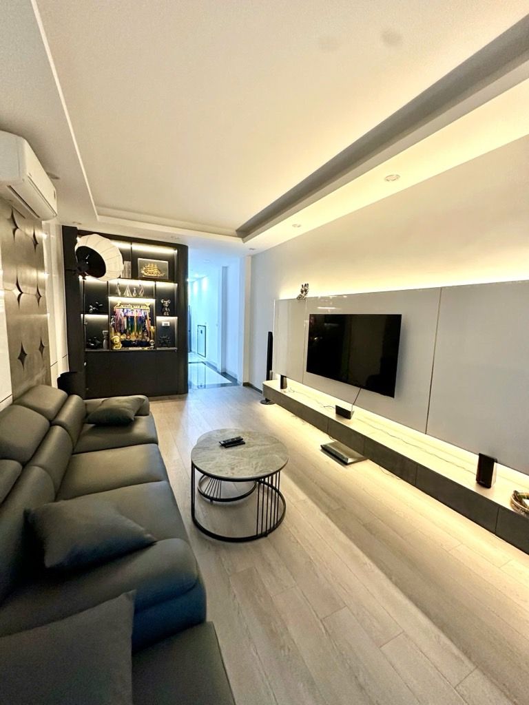 NHÀ ĐẸP CỰ KHỐI,MẶT NGÕ Ô TÔ VÀO NHÀ- LÔ GÓC XÂY ĐỘC LẬP,15M Ô TÔ TRÁNH, CV HỒ ĐIỀU HOÀ, 38M 5 TẦNG HƠN 6TỶ