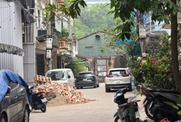 Bán Nhà Tân Ấp 60m2. 5 tầng. mặt tiền 5m. giá 20 Tỷ Ba Đình Hà Nội