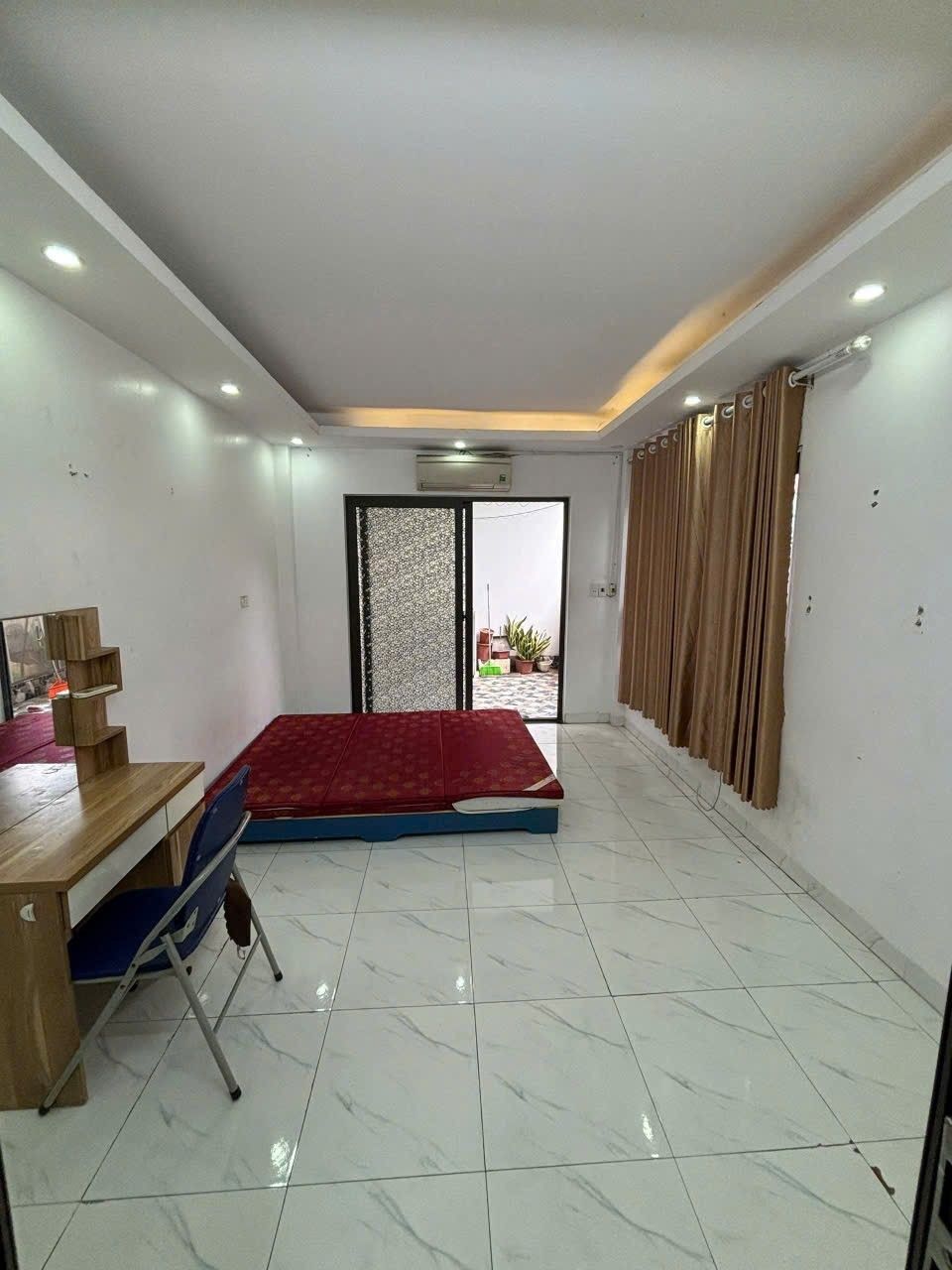 Bán Nhà Tam Trinh 33m2. 5 tầng. mặt tiền 4.1m. giá 7.1 Tỷ Hoàng Mai  Hà Nội