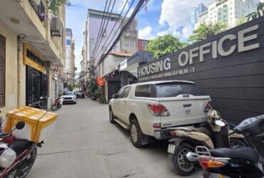 Bán Nhà Kim Mã 30m2. 6 tầng. mặt tiền 4.8m. giá 15.8 tỷ Ba Đình Hà Nội