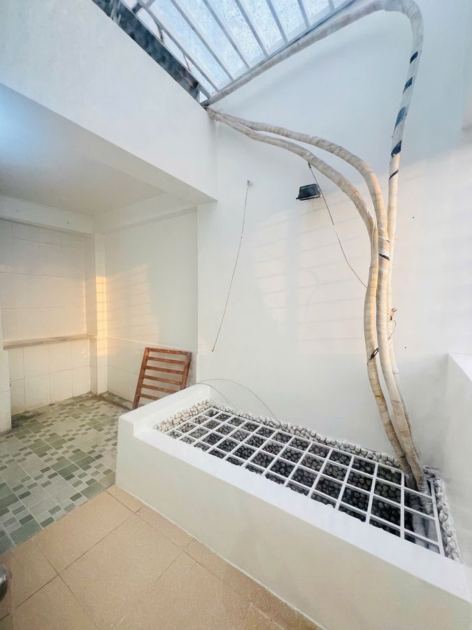 Bán Nhà Ngõ Gốc Đề 36m2. 5 tầng. mặt tiền 4m. giá đẹp 8.6 Tỷ Hai Bà Trưng Hà Nội