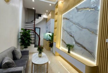 Bán Nhà  Ngõ Đình Đông 17/23m2. 4 tầng. mặt tiền 3m. giá 5.8 tỷ Hai Bà Trưng Hà Nội