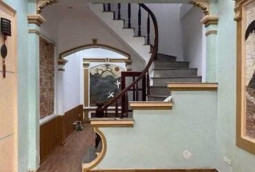 Bán Nhà Đường Láng 50m2. 5 tầng. mặt tiền 3.5m. giá 12.2 tỷ Đống Đa Hà Nội