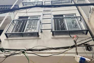 Bán Nhà Cát Linh 45m2. 7 tầng. mặt tiền 3.5m. giá 18.95 Tỷ Đống Đa Hà Nội