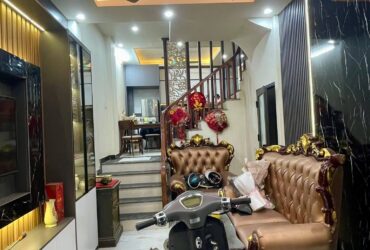 Bán Nhà ngõ 250 Kim Giang/Hoàng Mai, cạnh Khu Đô thị Đại Kim- 38m*5 tầng- Giá 12 tỷ còn thương lượng