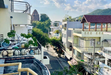 BÁN NHÀ 4 TẦNG 1 TUM VỪA Ở VỪA KINH DOANH MẶT TIỀN ĐƯỜNG THÁP BÀ, NHA TRANG.