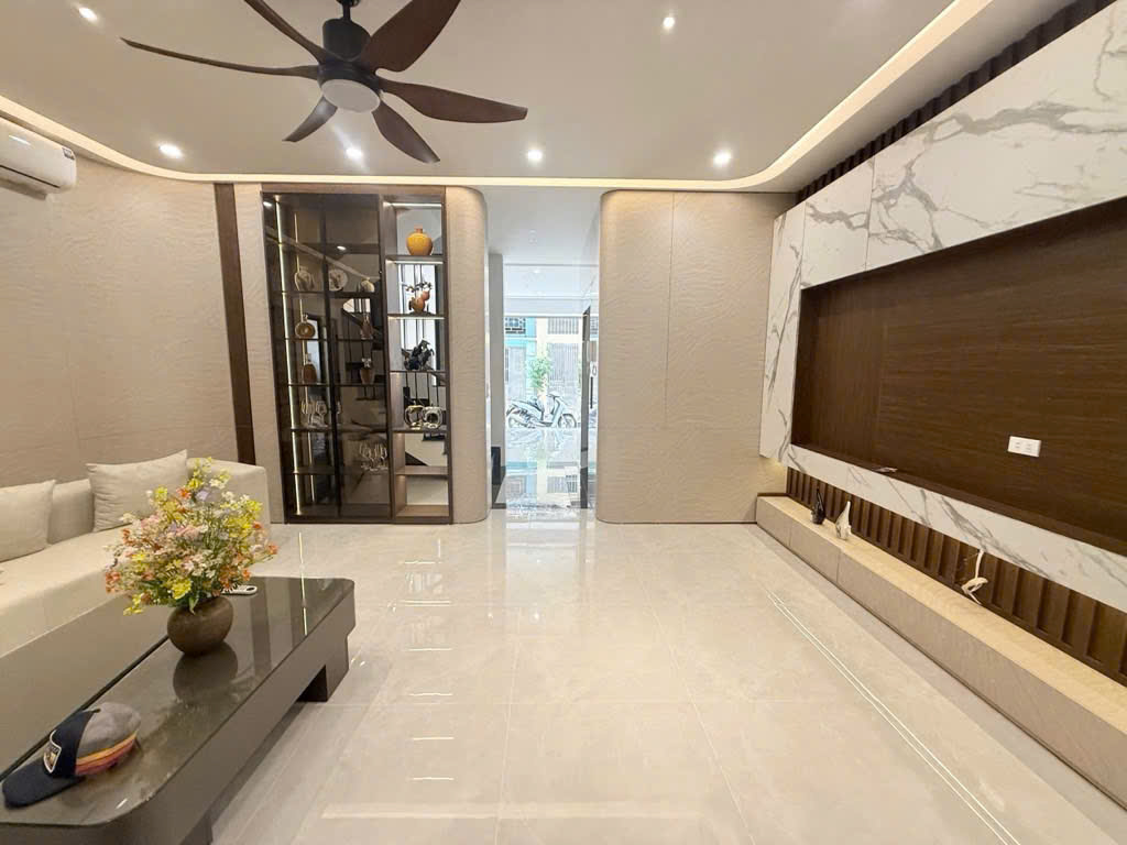 BÁN NHÀ GIẢI PHÓNG – LÔ GÓC – 3 MẶT THOÁNG – THANG MÁY – KINH DOANH  NGÕ THÔNG Ô TÔ VÀO NHÀ ❤️‍🔥❤️‍🔥 73M   21.8 TỶ