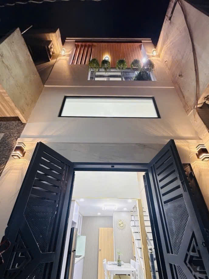 Nhà mới đẹp QUẬN 3 – Lê Văn Sỹ – 51 m2 – 4.48 tỷ